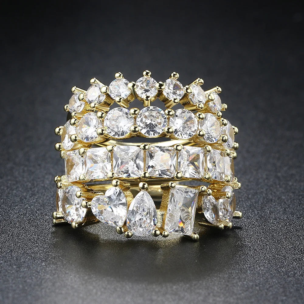 Anel de zirconia com cor dourada