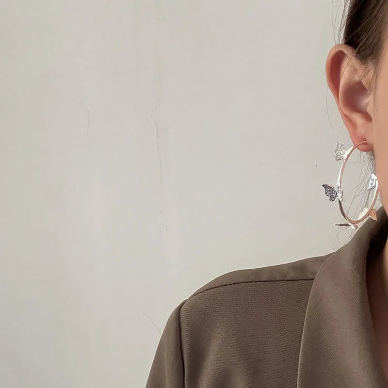 Brinco Argola Borboleta Dourado – Maxi Estilo