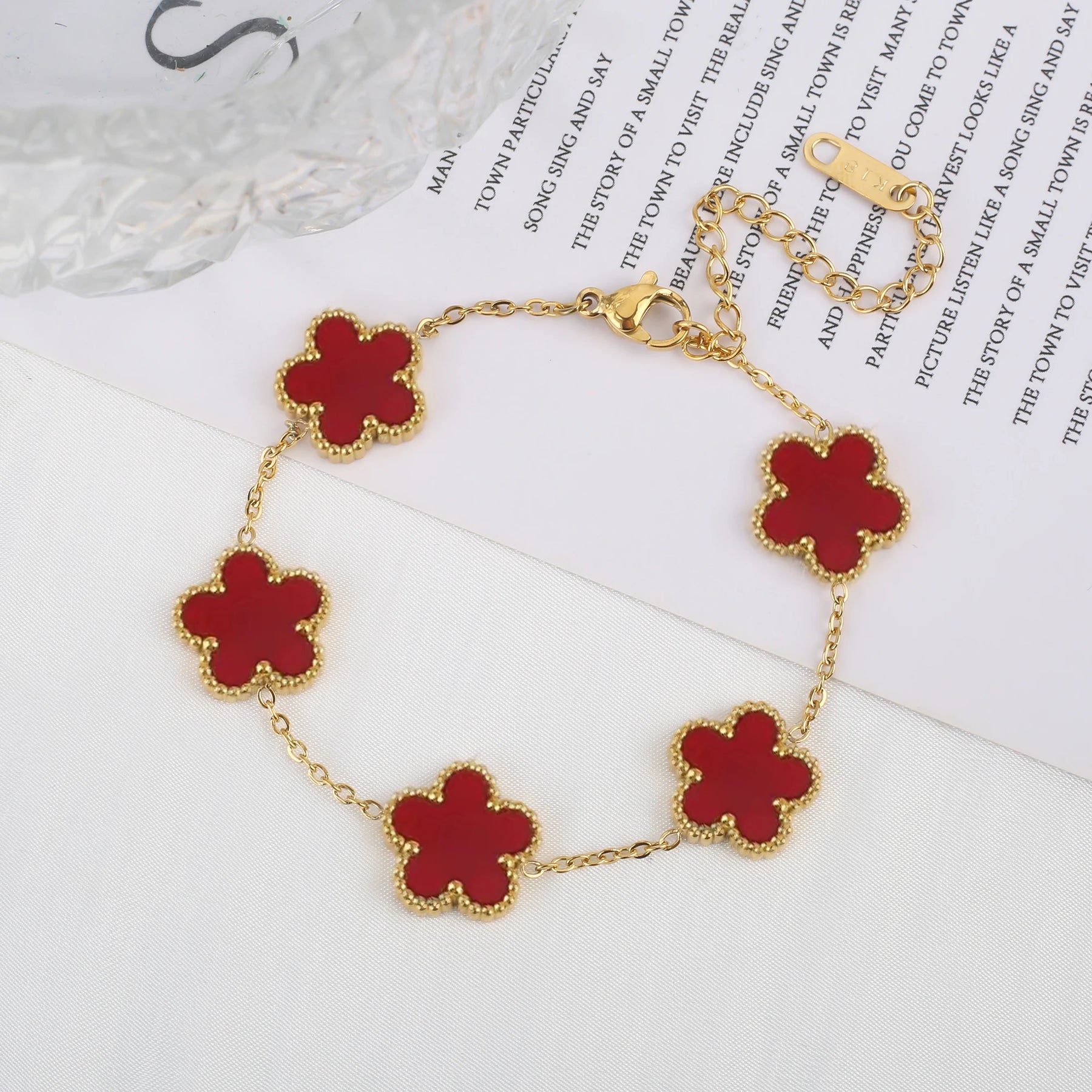 5 pulseiras florais