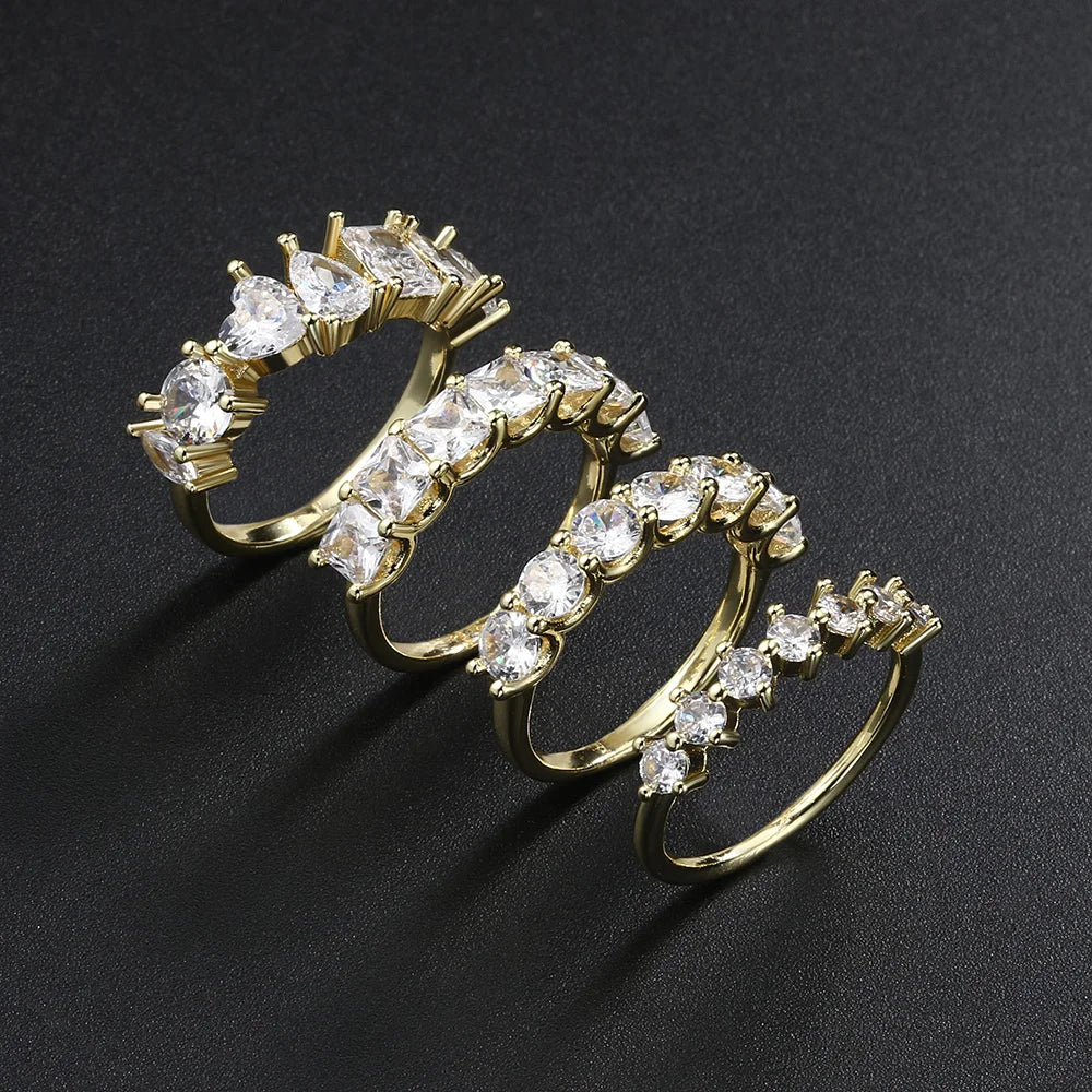 Anel de zirconia com cor dourada