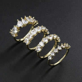 Anel de zirconia com cor dourada