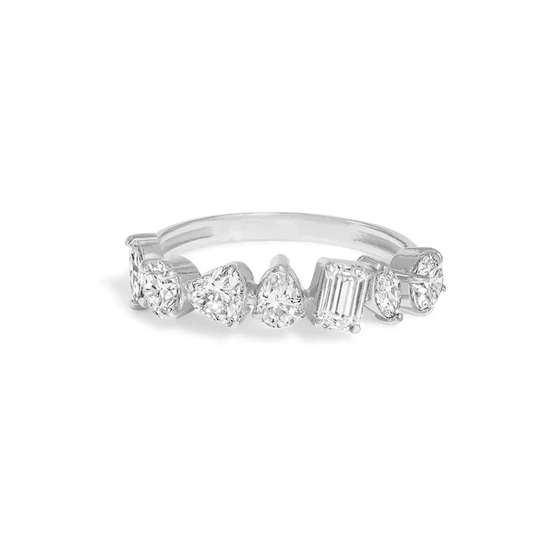 Anel de zirconia com cor dourada