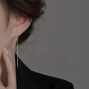 Brinco Longo Minimalista em Aço Inox