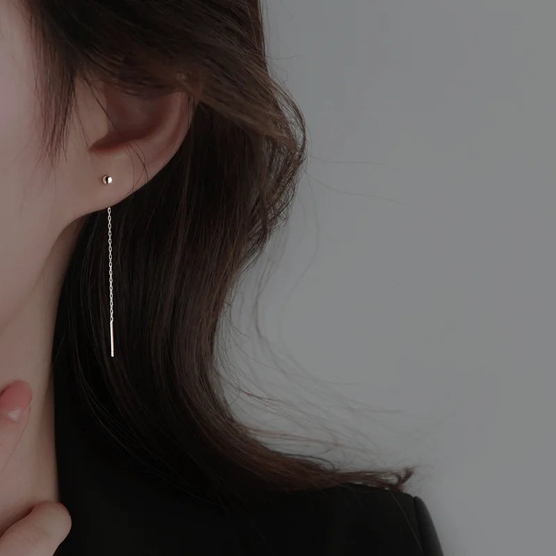 Brinco Longo Minimalista em Aço Inox