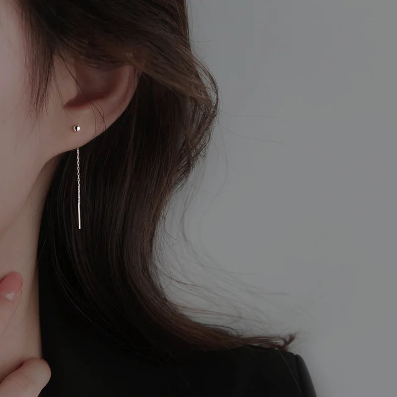 Brinco Longo Minimalista em Aço Inox