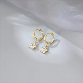 Brinco Argola Flor Dourada – Aço Inox Banho 18K